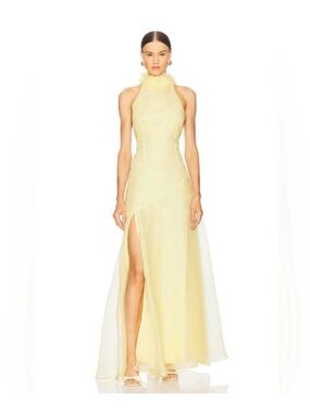 Sonya Moda Noelle Gown in Yellow
Halter Neck Evening Gown